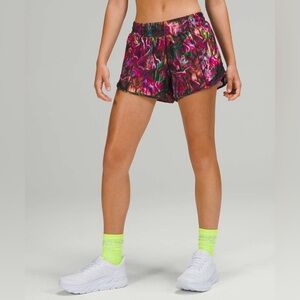 Lululemon Hotty Hot Short